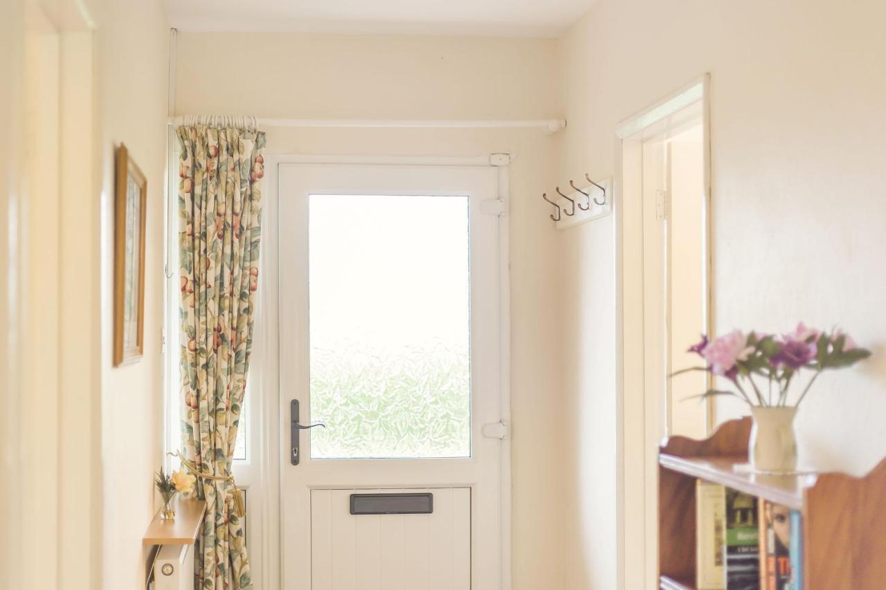 Villa Meadow Lea Leominster Esterno foto