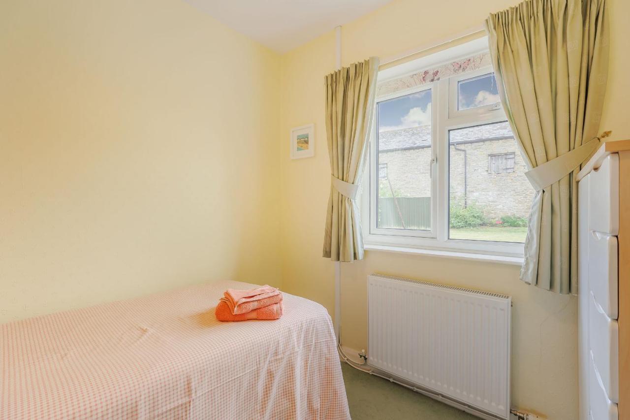 Villa Meadow Lea Leominster Esterno foto